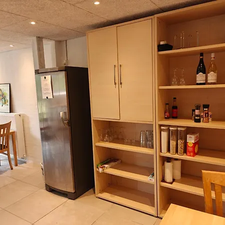 לינה וארוחת בוקר Kyndestoft 4*