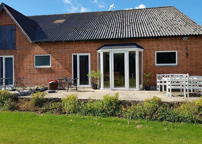 Kyndestoft 4* הולסטברו